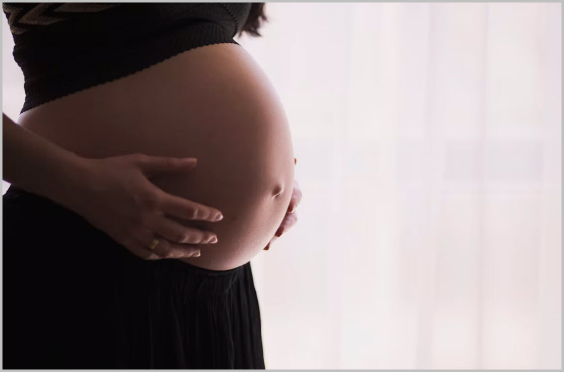 How Much Does It Cost to Have a Baby Without Insurance?