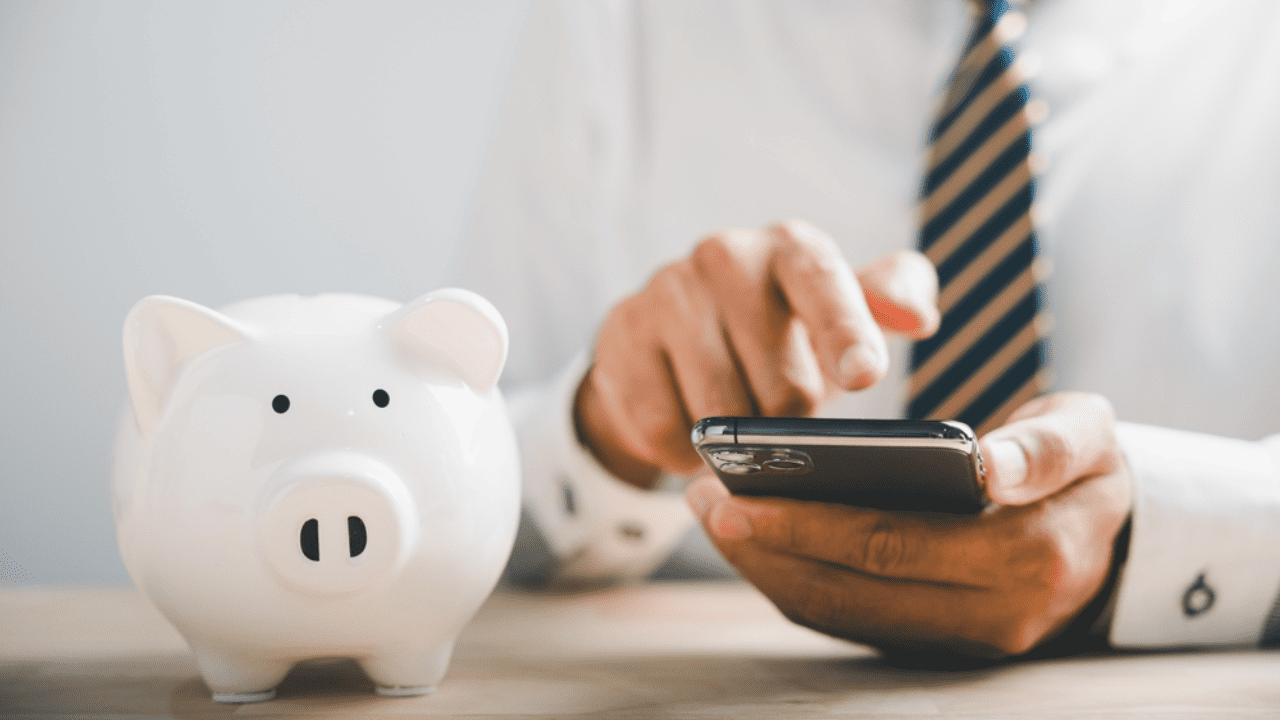 Smart Ways Families Save on Healthcare Costs